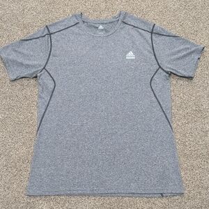 Adidas TECHFIT Men's Size XL Grey Exercise Training Workout Shirt